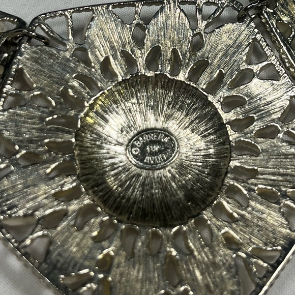 Jose Barrera Silvertone Vintage For Avon "Falling Leaves" Necklace - Picture 6 of 9